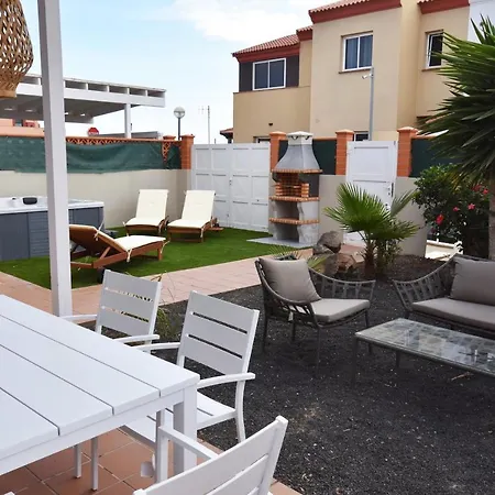Fuerte Holiday Jacuzzi & Style Βίλα La Oliva