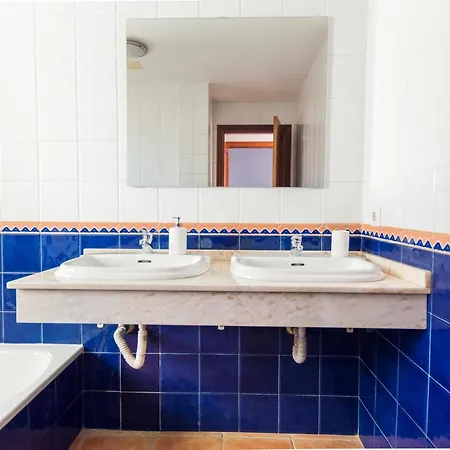 Βίλα Fuerte Holiday Jacuzzi & Style *