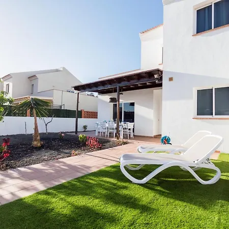 Fuerte Holiday Jacuzzi & Style Βίλα